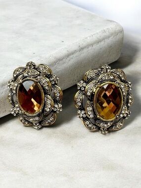 Vintage Victorian-Style Crystal Stud Earrings